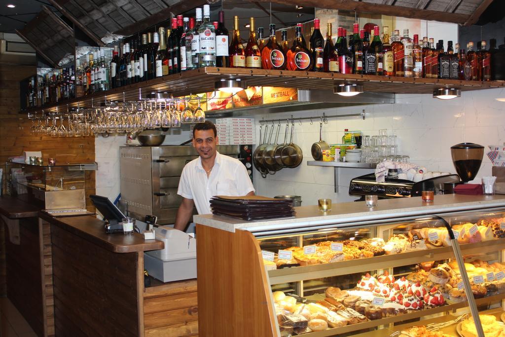 Hotel Restaurant Old Bridge Амстердам Екстериор снимка