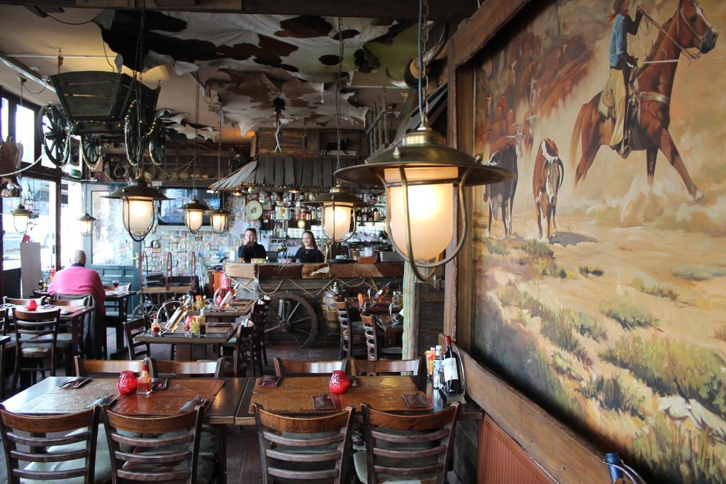 Hotel Restaurant Old Bridge Амстердам Екстериор снимка