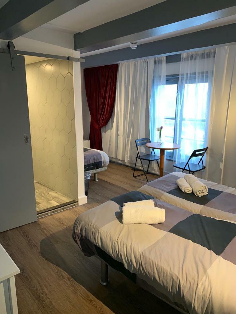 Hotel Restaurant Old Bridge Амстердам Екстериор снимка